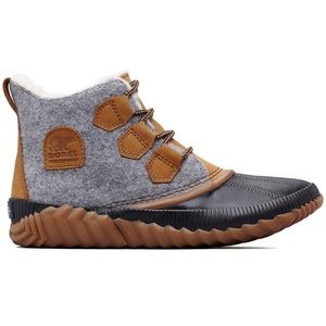 Sorel Out N About plus boot in quarry